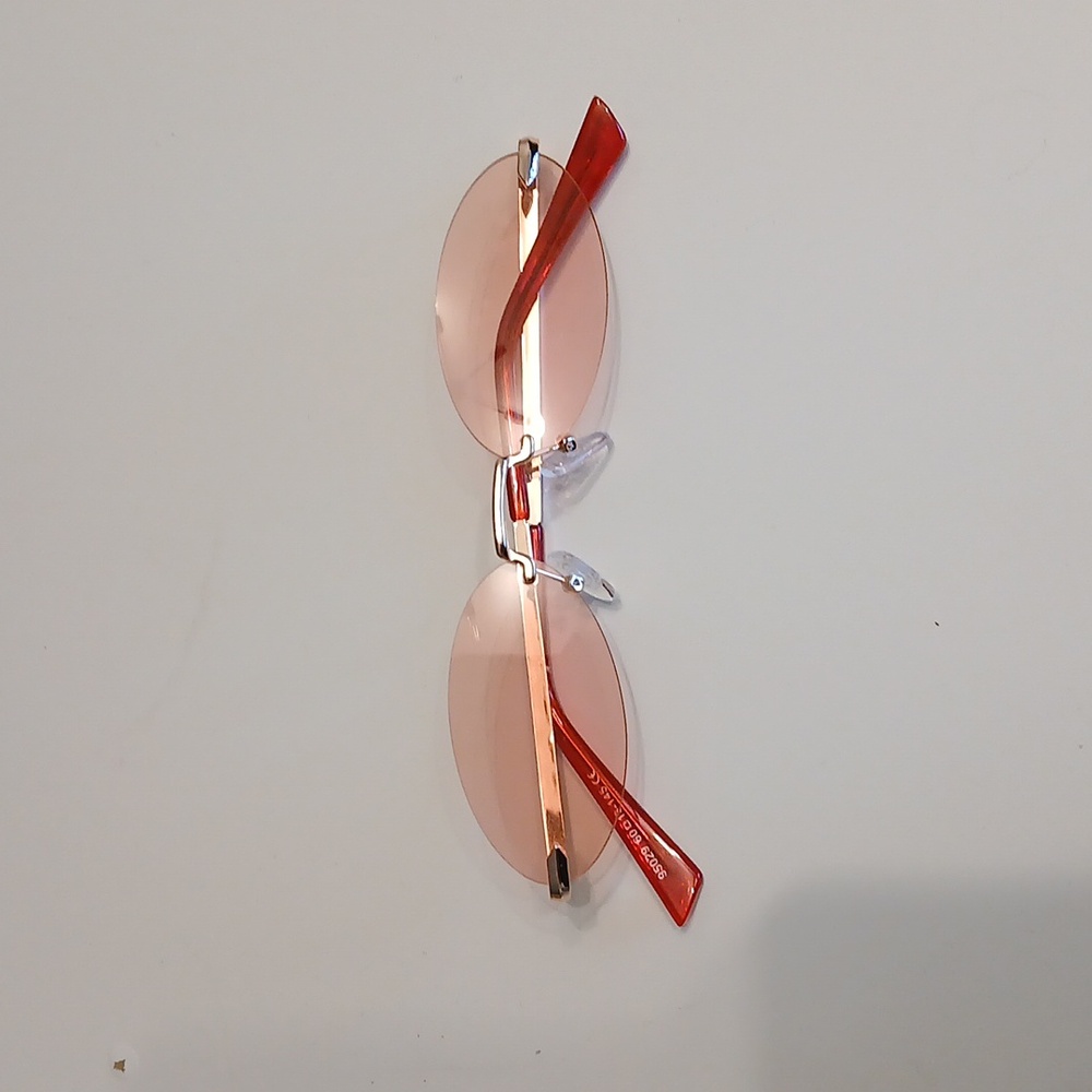 🤯2/$15 Dainty Light Pink Sunglasses